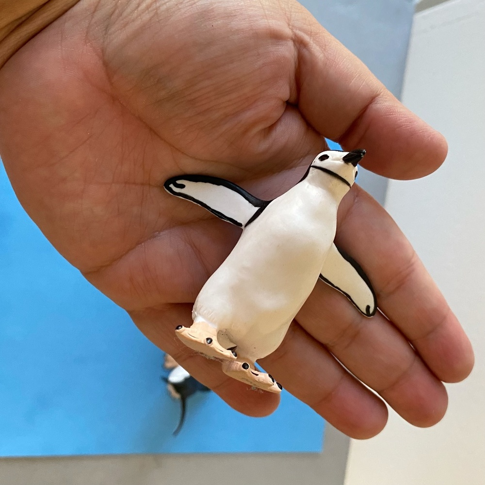 NORTH POLE ANIMALS / POLAR BEARS, ARTIC FOX, PENGUINS - Picture 8 of 13